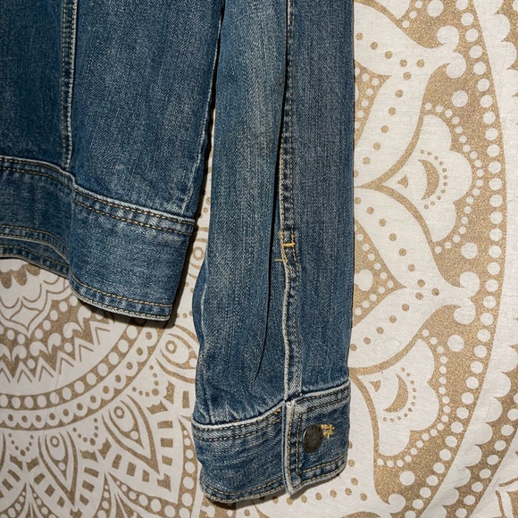 ✨HP✨ JEAN JACKET LADIES BUTTON-UP WITH POCKETS BY “VALERIE STEVENS”, SIZE SMALL - Picture 7 of 8